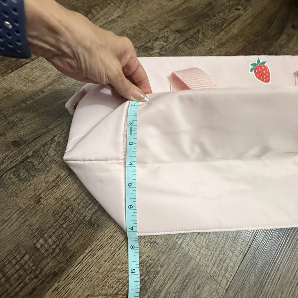 NWT Marc Jacobs Fragrances Pink Duffel Bag Star Cat Strawberry Appliqué Patches - Picture 9 of 11